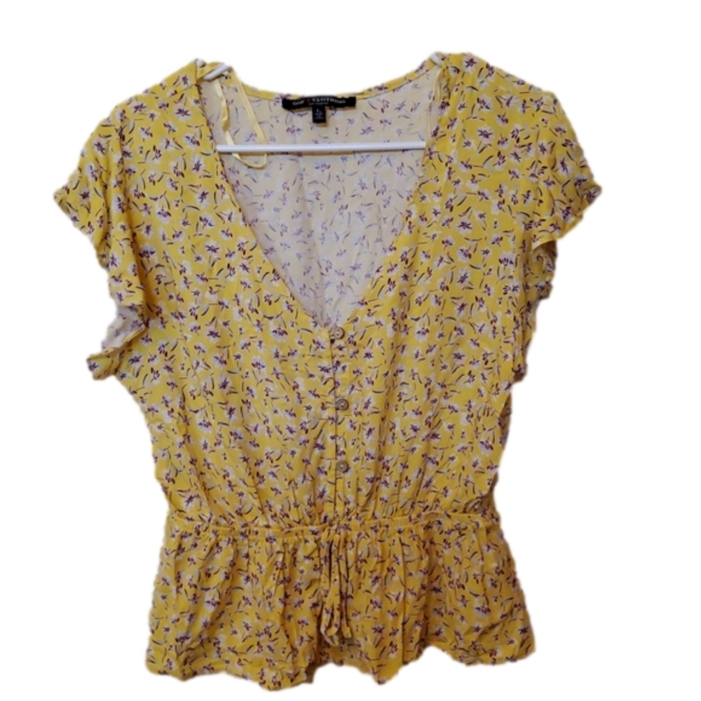 One Clothing Los Angeles 💛💚💜🧡 Beautiful Spring, Summer, or Fall Blouse! L.